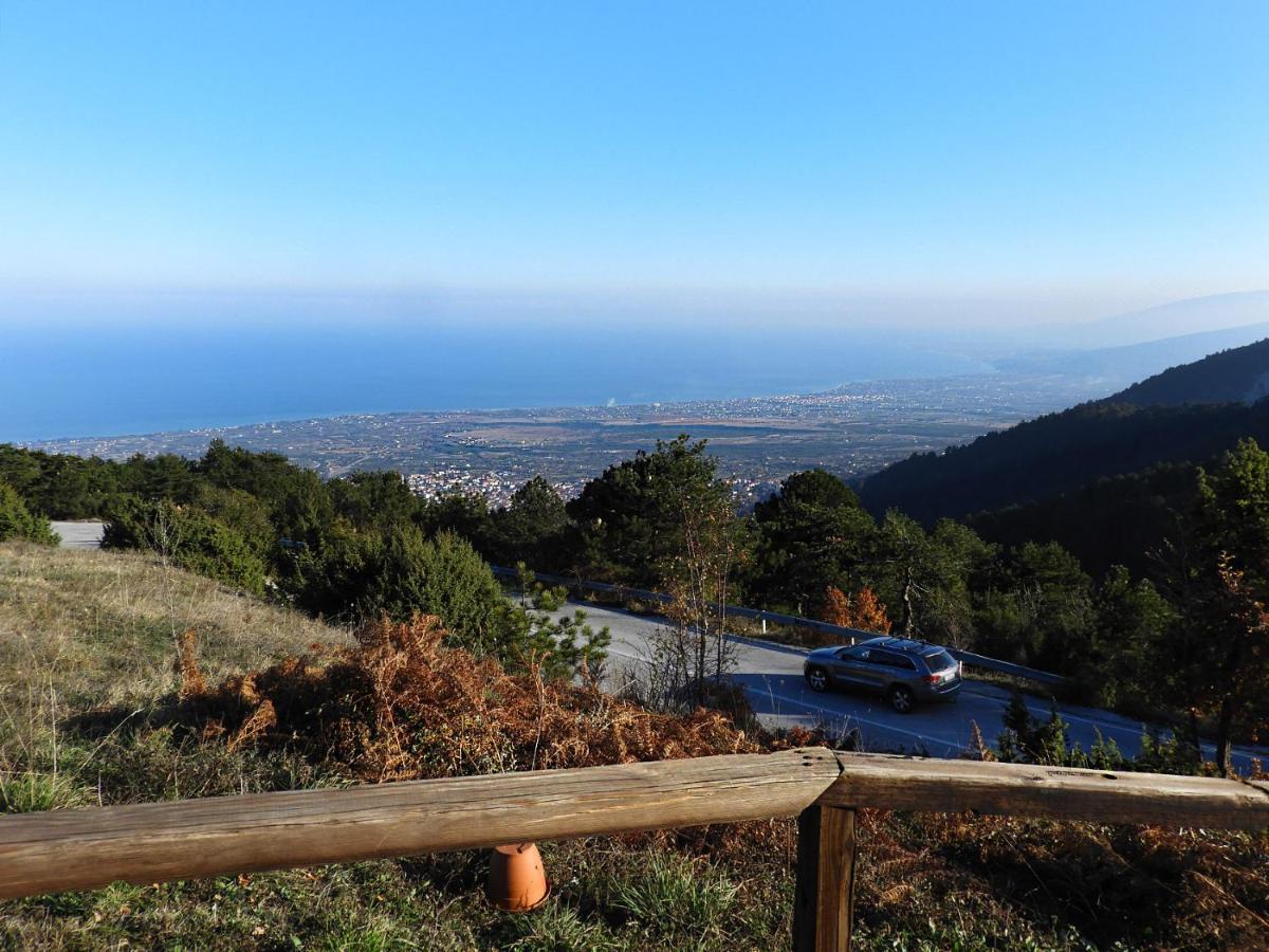 Apartmán Panoramaloft - Quality, View, Sea & Mountain Litochoro Exteriér fotografie